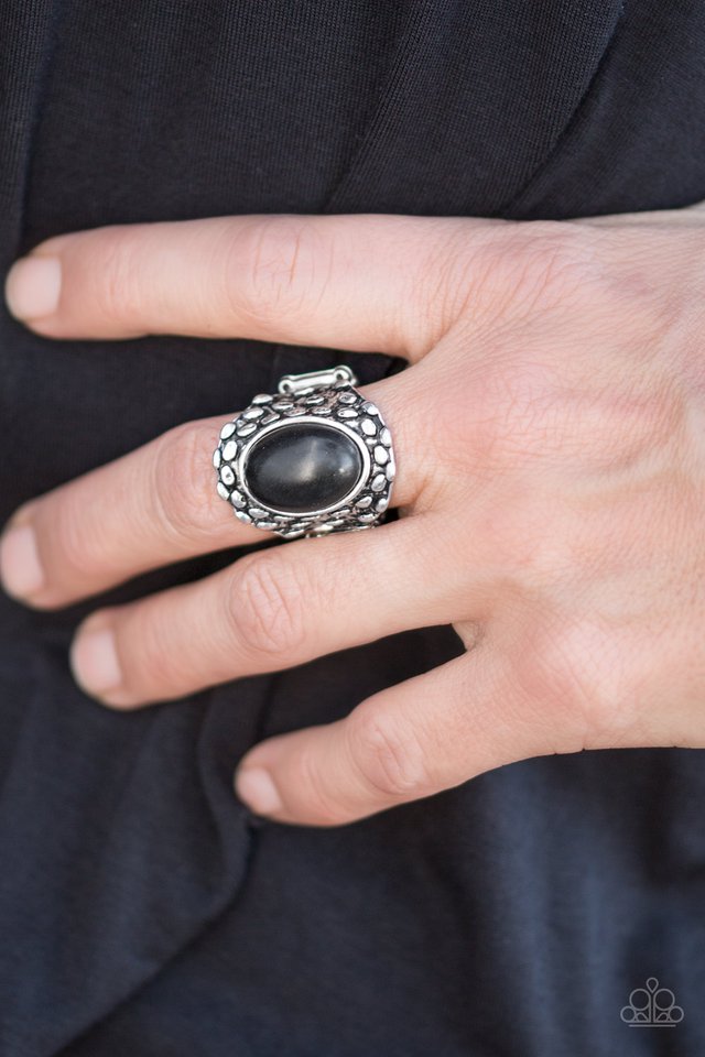 Paparazzi ♥ Jungle Glam - Black ♥ Ring