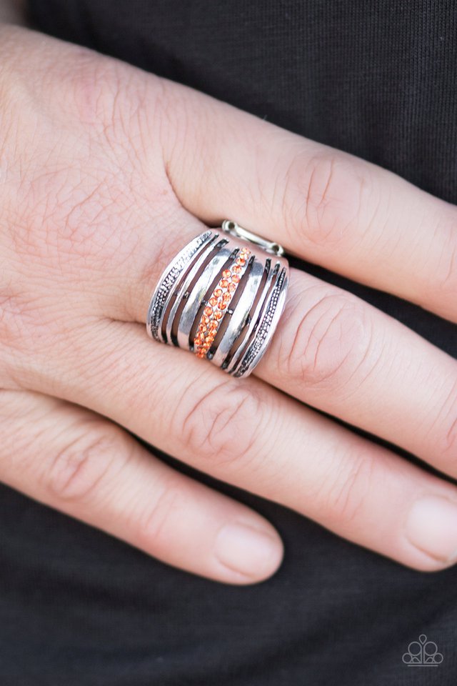Paparazzi ♥ Paramount Shimmer - Orange ♥ Ring