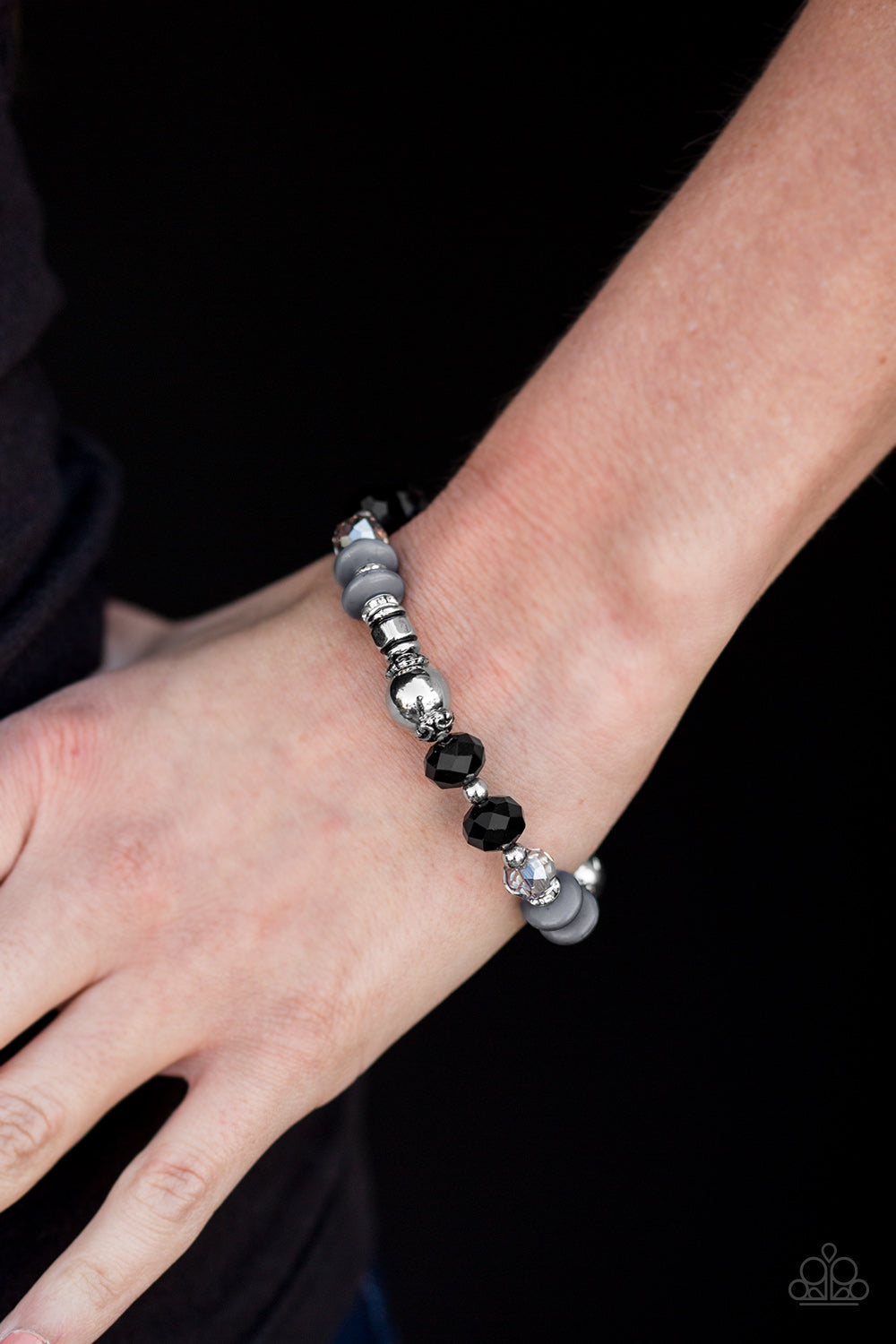 Paparazzi ♥ Royal Riviera - Multi ♥  Bracelet