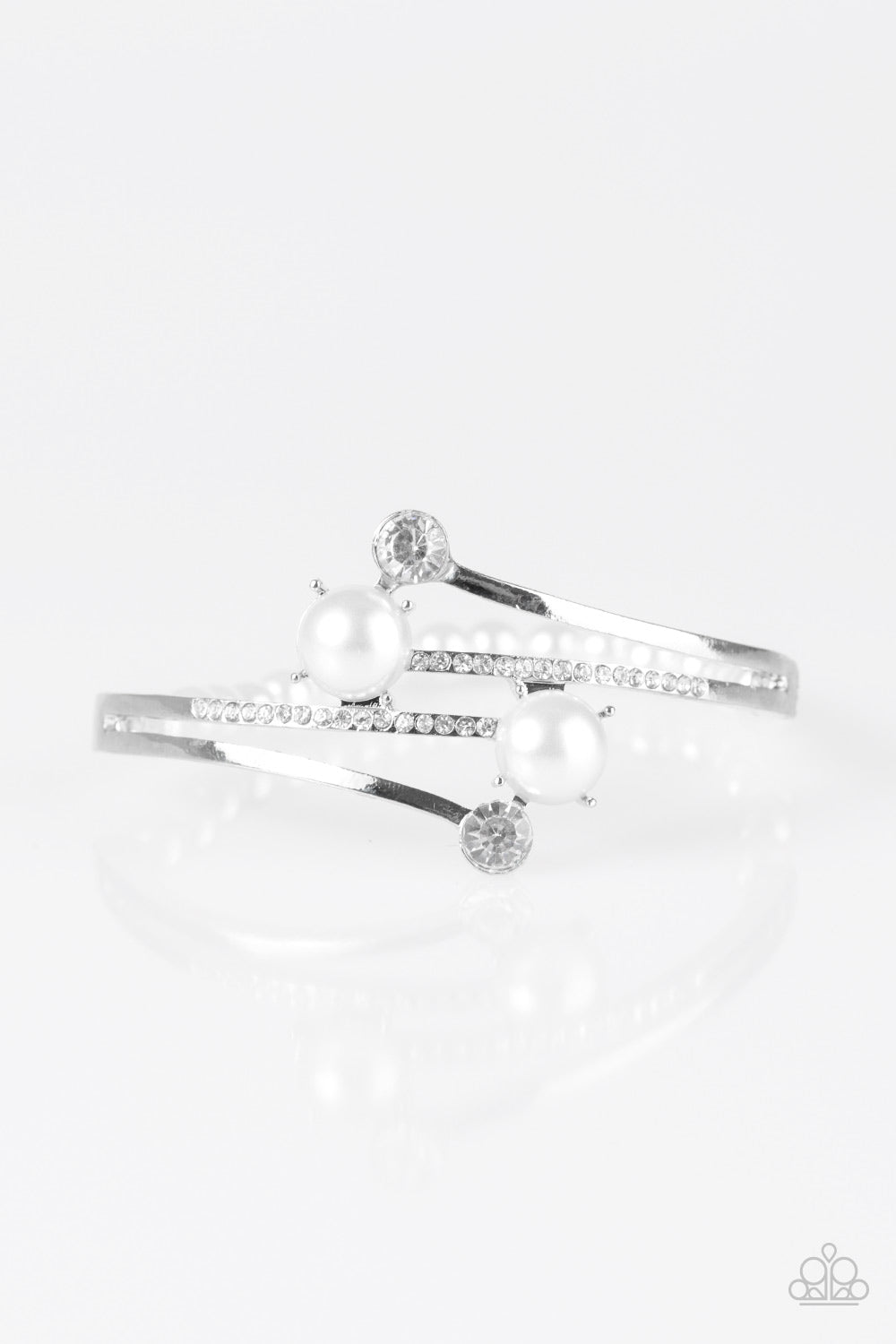 can-only-go-upscale-white-p9re-wtxx-168xx