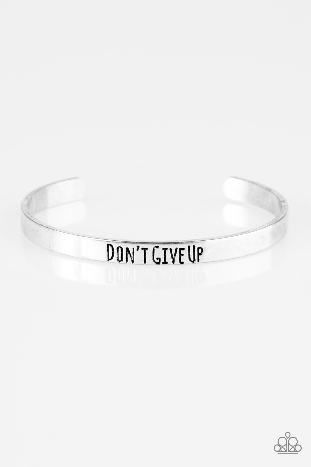 dont-give-up-silver-p9wd-svxx-136xx