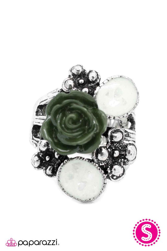 Paparazzi ♥ By Any Other Name - Green ♥ Ring