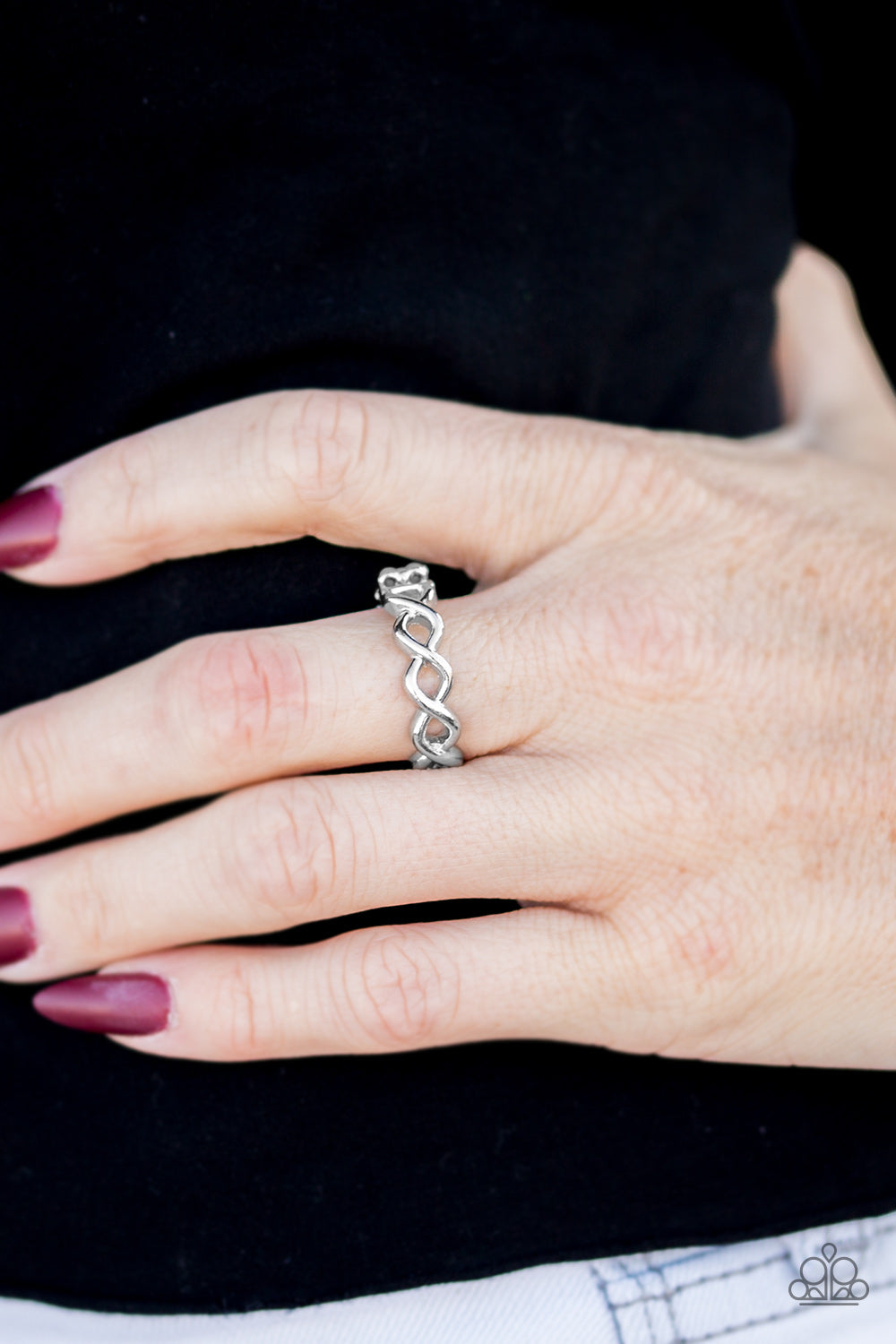 Paparazzi ♥ Follow Your GLEAMS - Silver ♥  Ring
