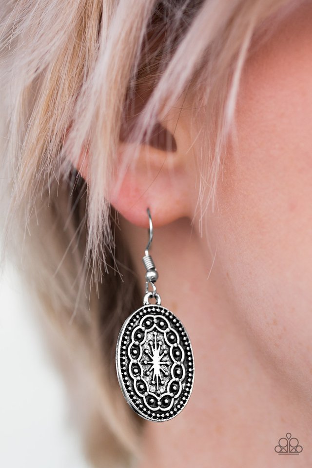 Paparazzi ♥ Ancient Wonders - Silver ♥ Earrings