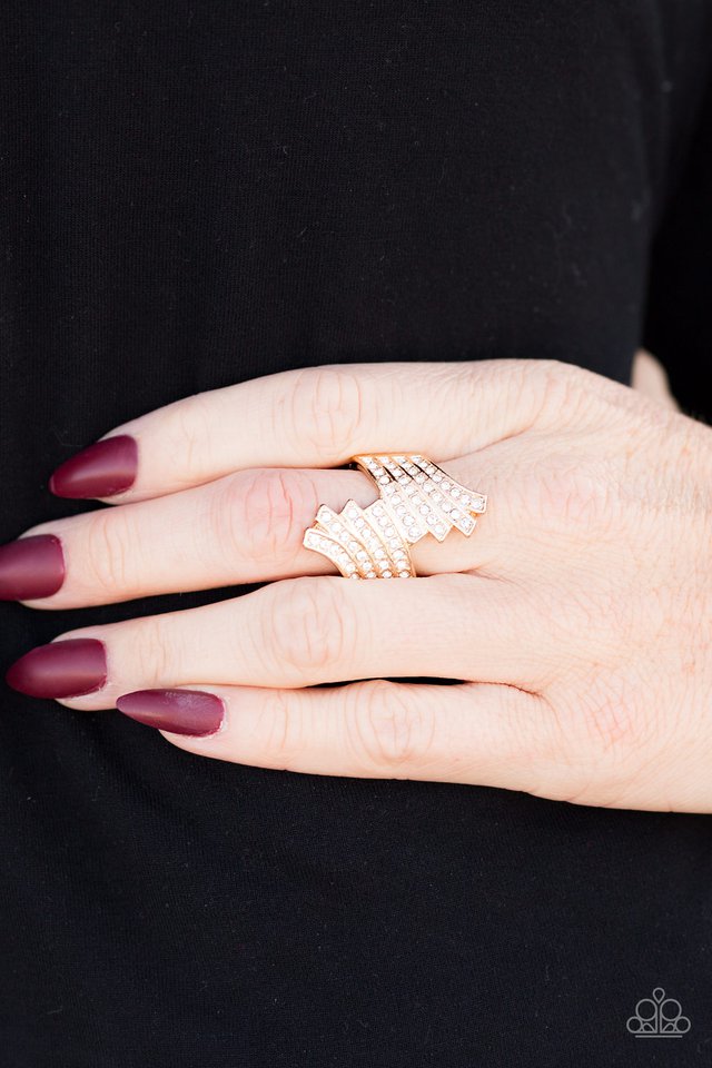 Paparazzi ♥ Tidal Shimmer - Gold ♥ Ring