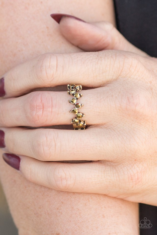 Paparazzi ♥ Shine Like The Stars - Brass ♥ Ring