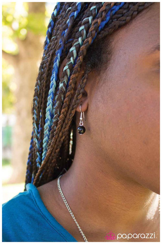 Paparazzi ♥ Black Magic - Black ♥ Necklace