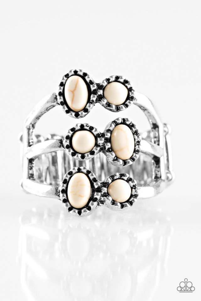sticks-and-stonehenge-white-p4se-wtxx-084xx