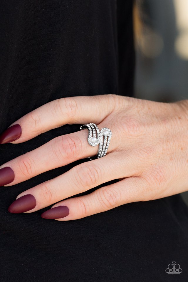 Paparazzi ♥ Kill Em With Class - White ♥ Ring