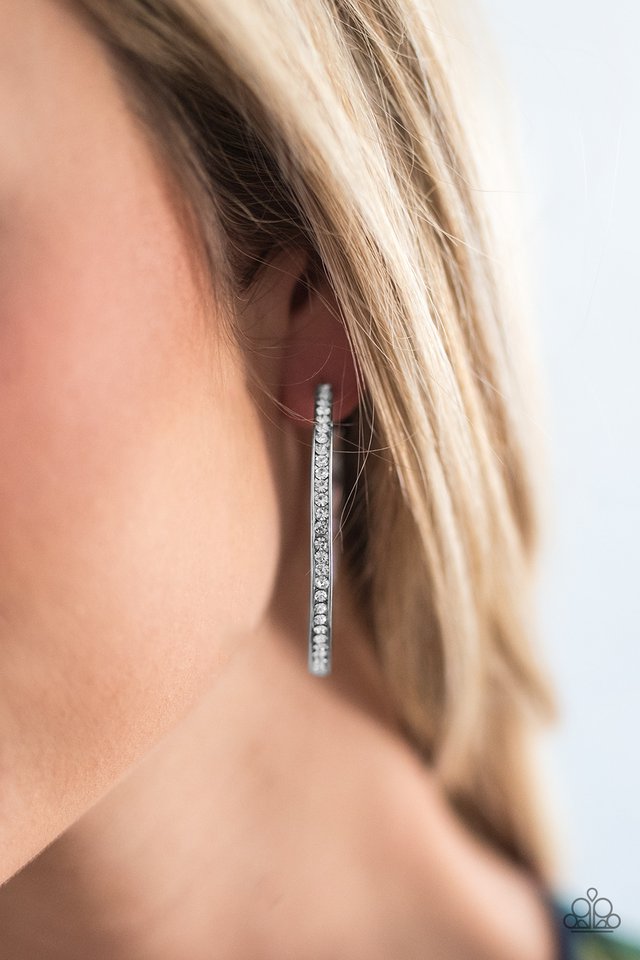 Paparazzi ♥ Celebrity Sparkle - White ♥ Earrings