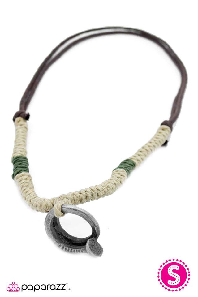 Paparazzi ♥ Nailed It - Brown ♥ Necklace
