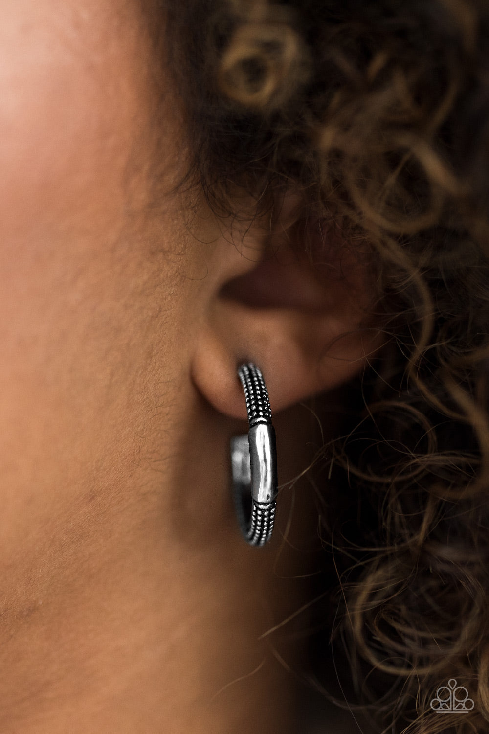 Paparazzi ♥ The BEAST Of The BEAST - Silver ♥  Earrings