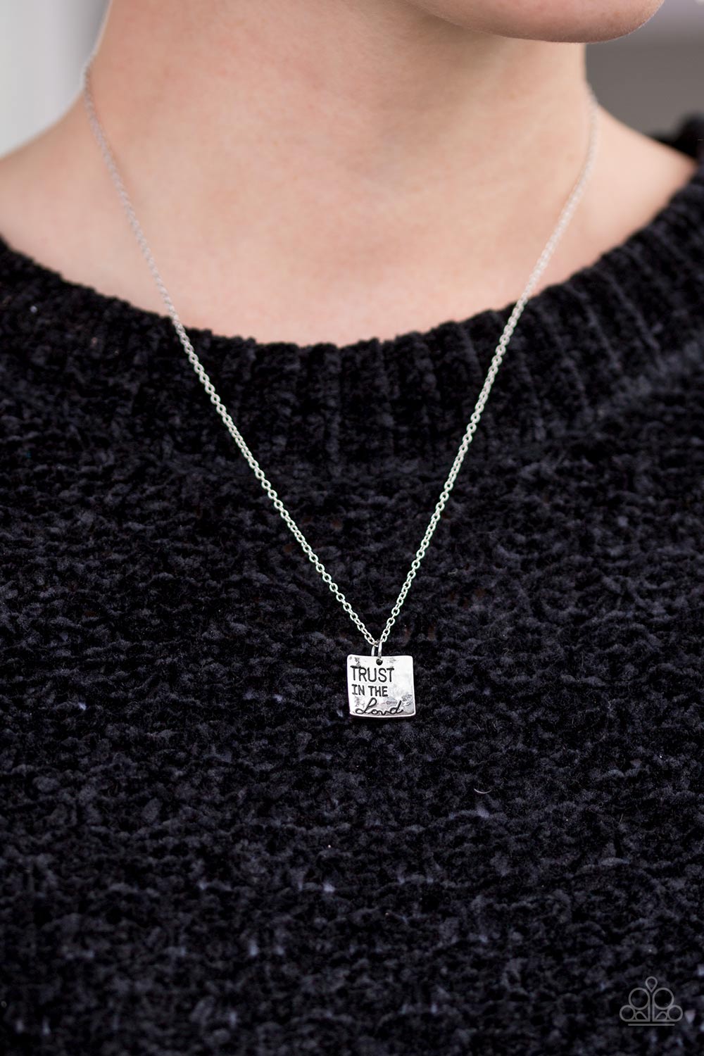 Paparazzi ♥ Trust In Faith - Silver ♥  Necklace
