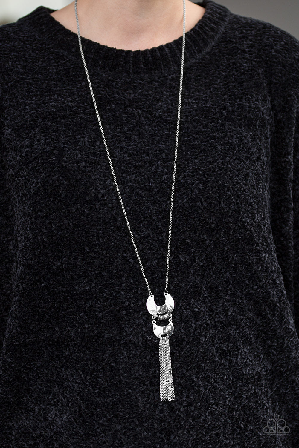 Paparazzi ♥ Lunar Legend - Silver ♥  Necklace