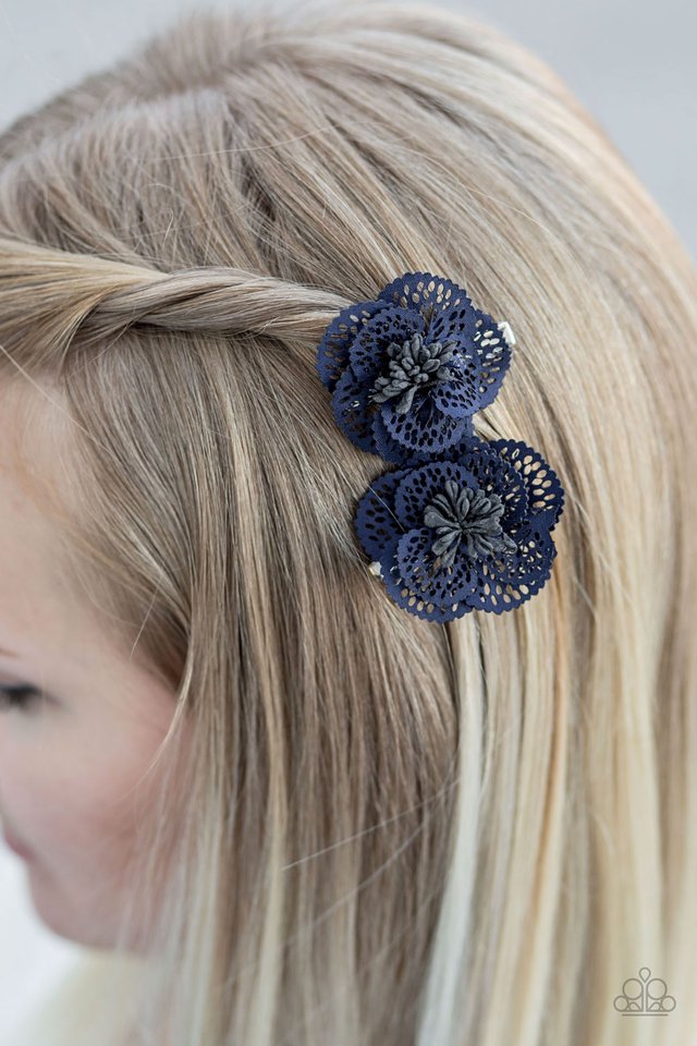 Paparazzi ♥ Lace Gardens - Blue ♥ Hair Clip