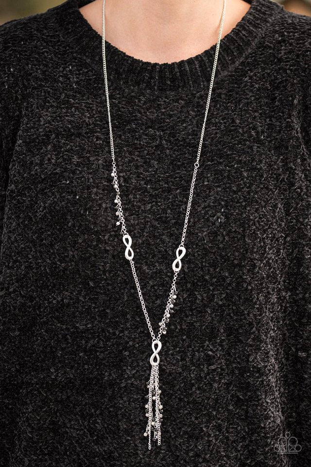 Paparazzi ♥ The Right Moment - Black ♥ Necklace