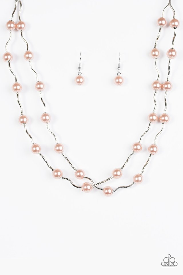 ahead-of-the-fame-brown-p2re-bnxx-117xx