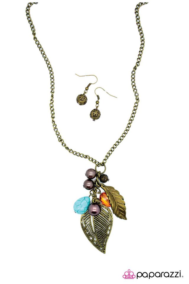 Paparazzi ♥ In My Element - Brass ♥ Necklace