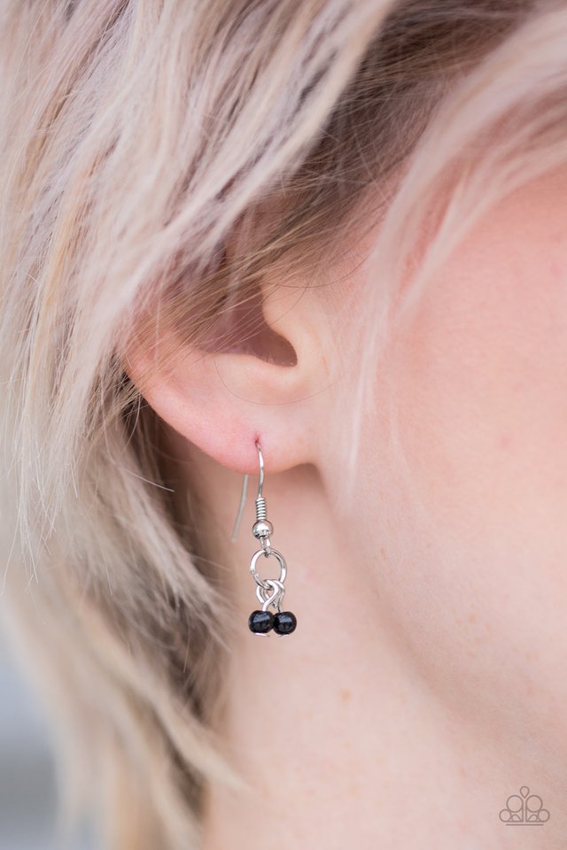 Paparazzi ♥ Laugh Often - Black ♥ Necklace