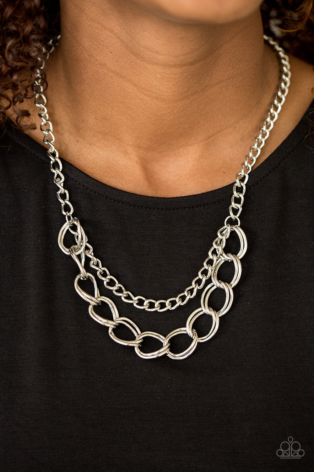 Paparazzi ♥ Top Boss - Silver ♥  Necklace