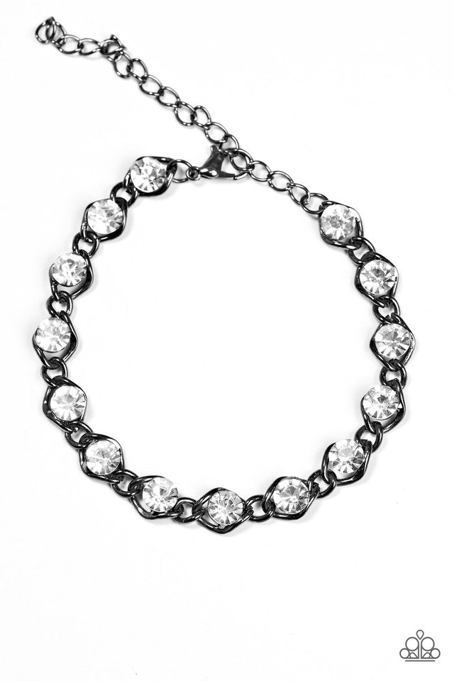 last-glam-standing-black-p9re-bkxx-149nn