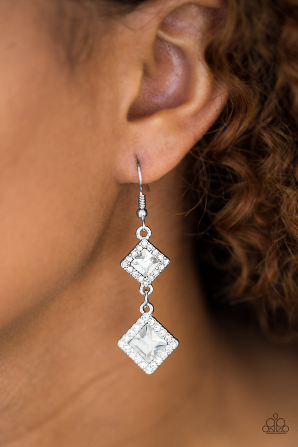 Paparazzi ♥ Timelessly Times Square - White ♥  Earrings