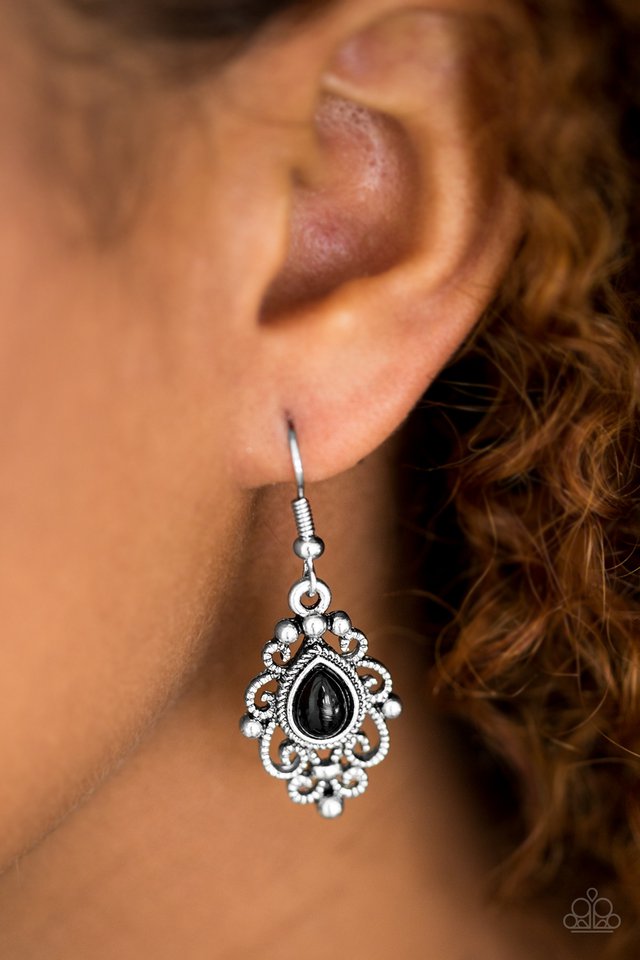 Paparazzi ♥ Beautifully Bohemian - Black ♥ Earrings
