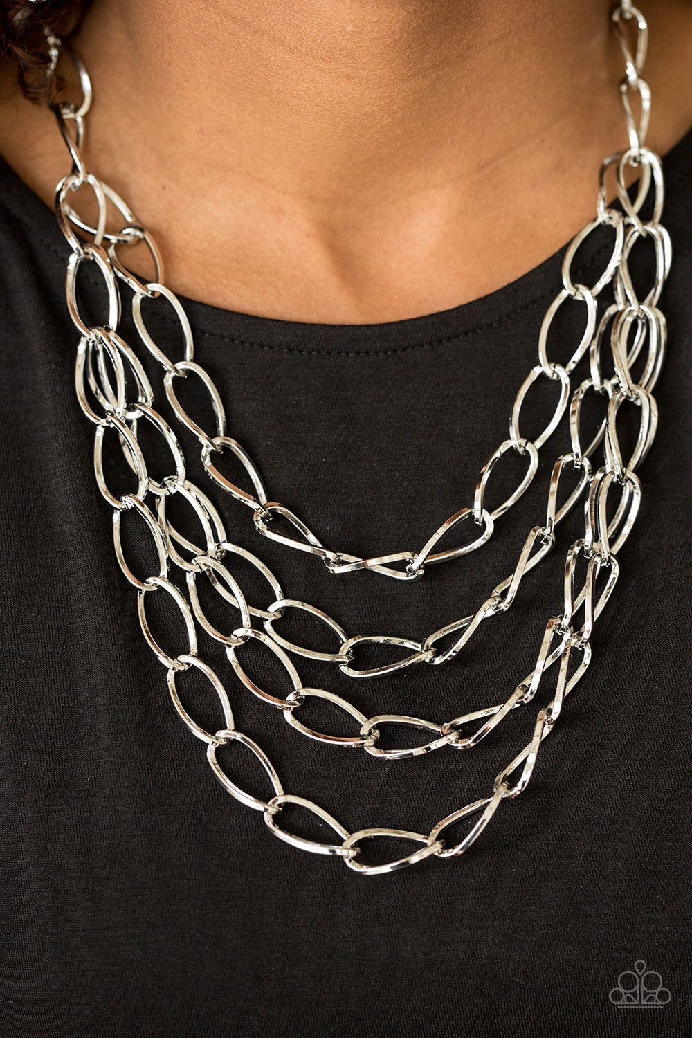 Paparazzi ♥ Chain Reaction - Silver ♥  Necklace