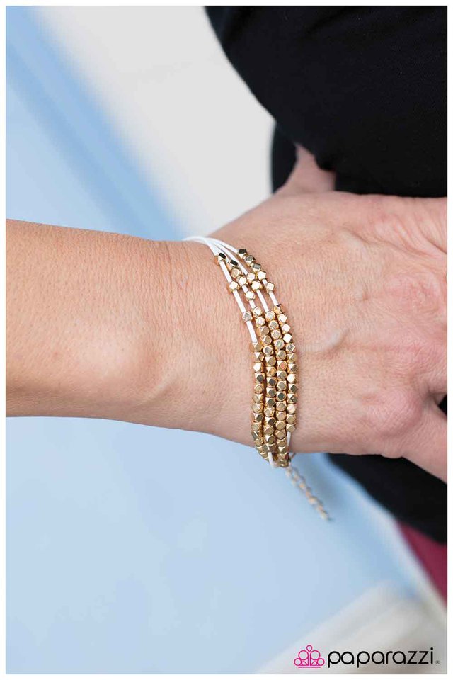 rebel-diamonds-white-p9da-wtgd-002xx