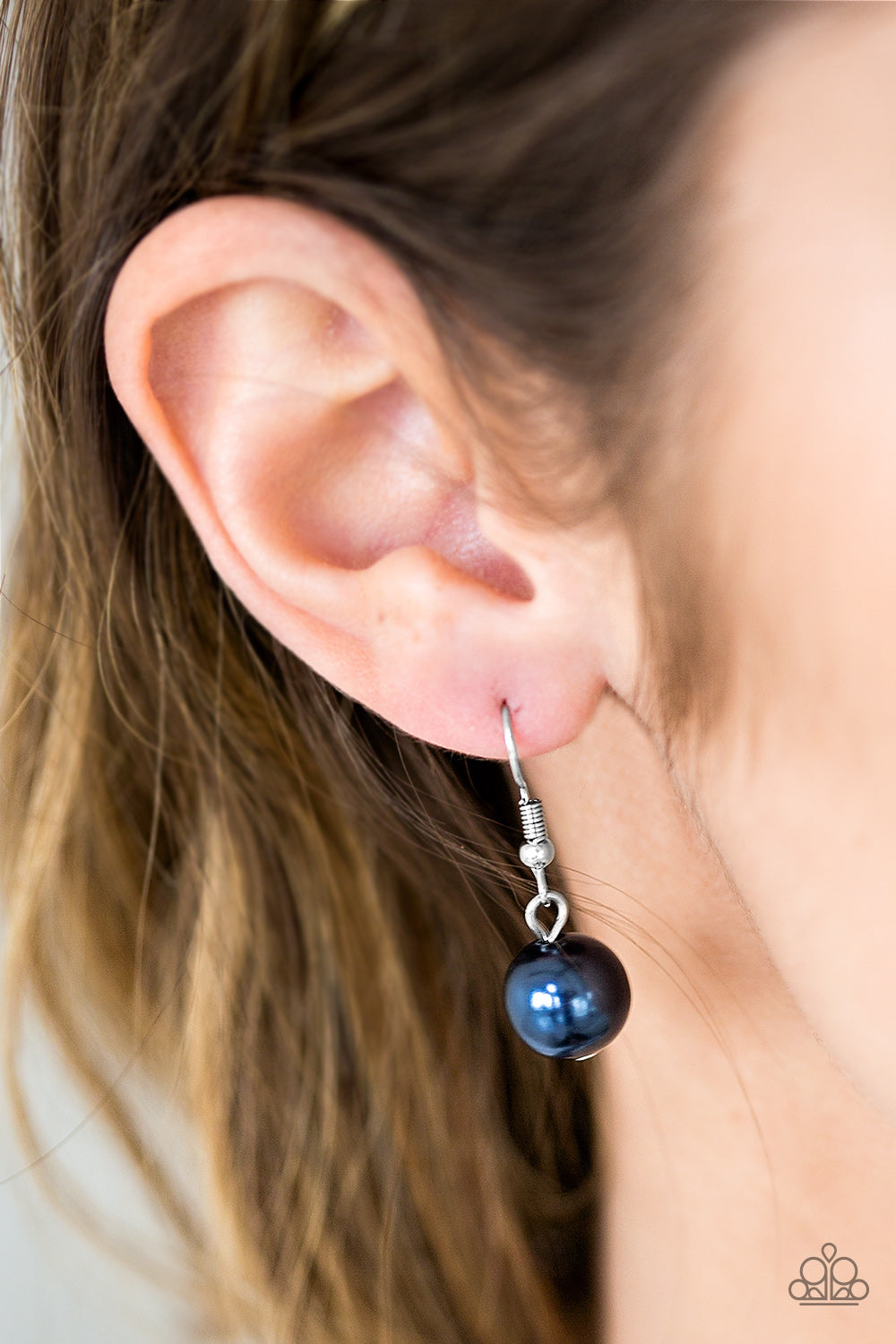 Paparazzi ♥ Shipwrecked Shimmer - Blue ♥  Necklace