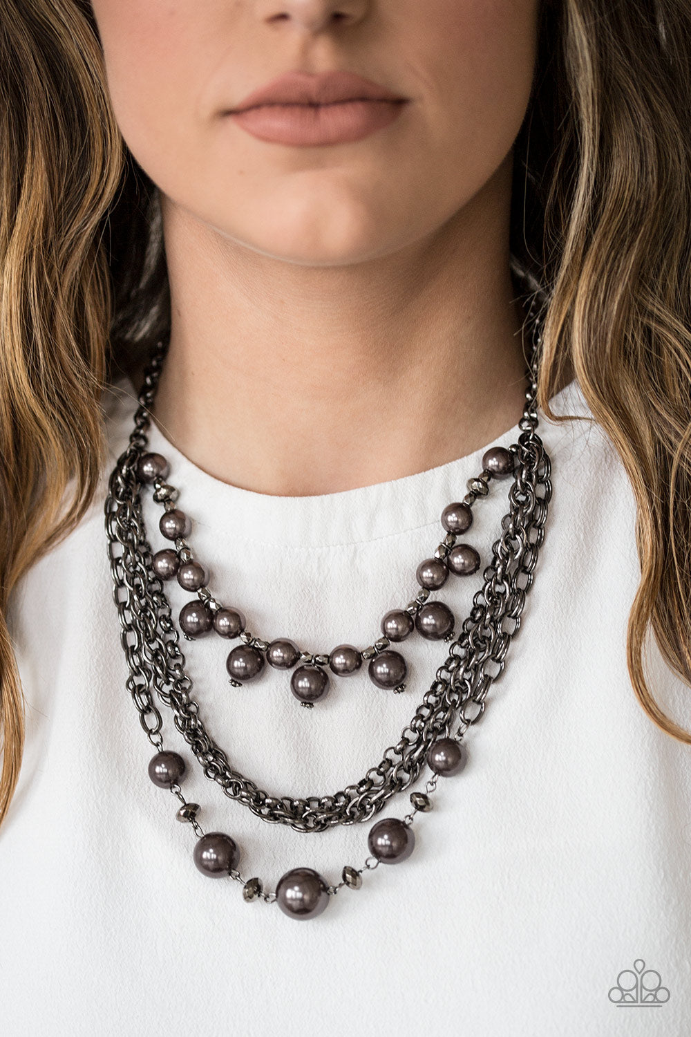 Paparazzi ♥ Urban Riches - Black ♥  Necklace