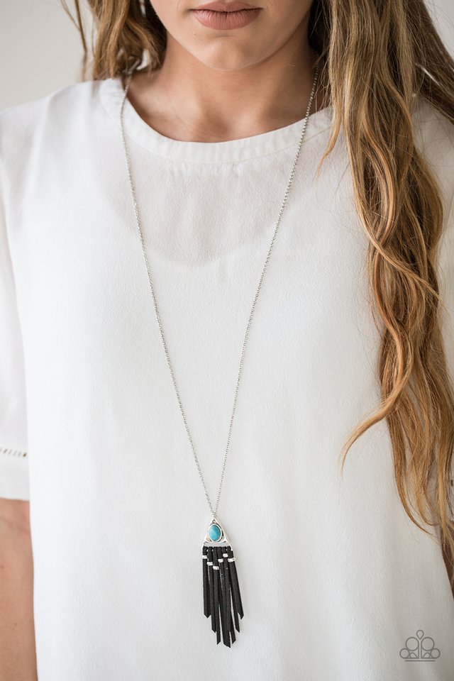 Paparazzi ♥ Grand Cherokee - Blue ♥ Necklace