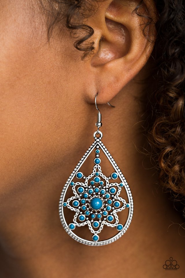 Paparazzi ♥ Daffodil Dreams - Blue ♥ Earrings
