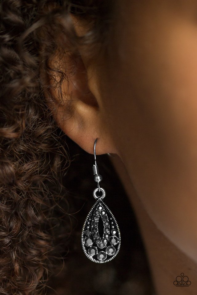 Paparazzi ♥ Money To Blow - Silver ♥ Earrings
