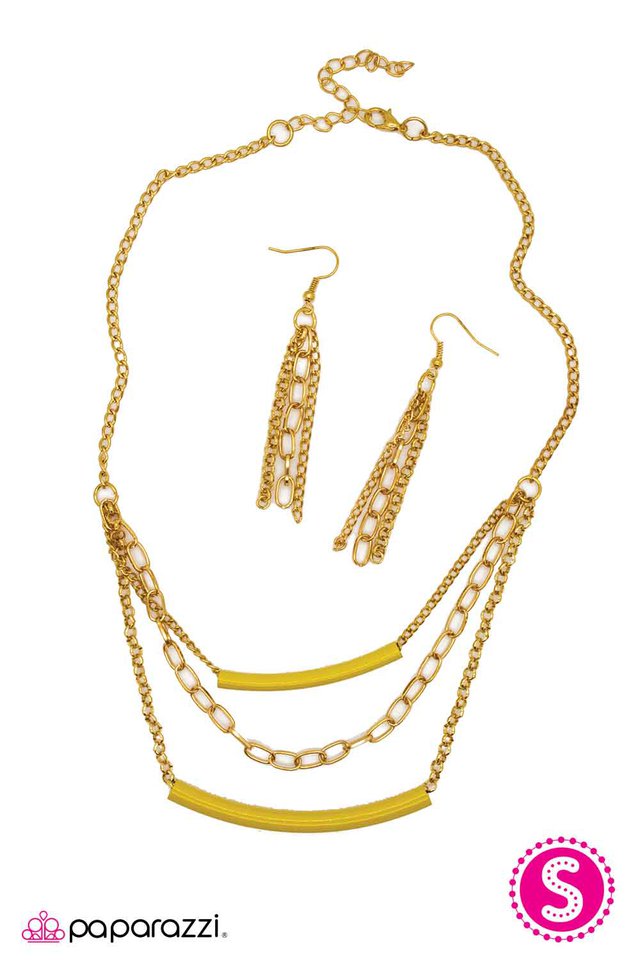 Paparazzi ♥ In the Swing of Things - Yellow ♥ Necklace