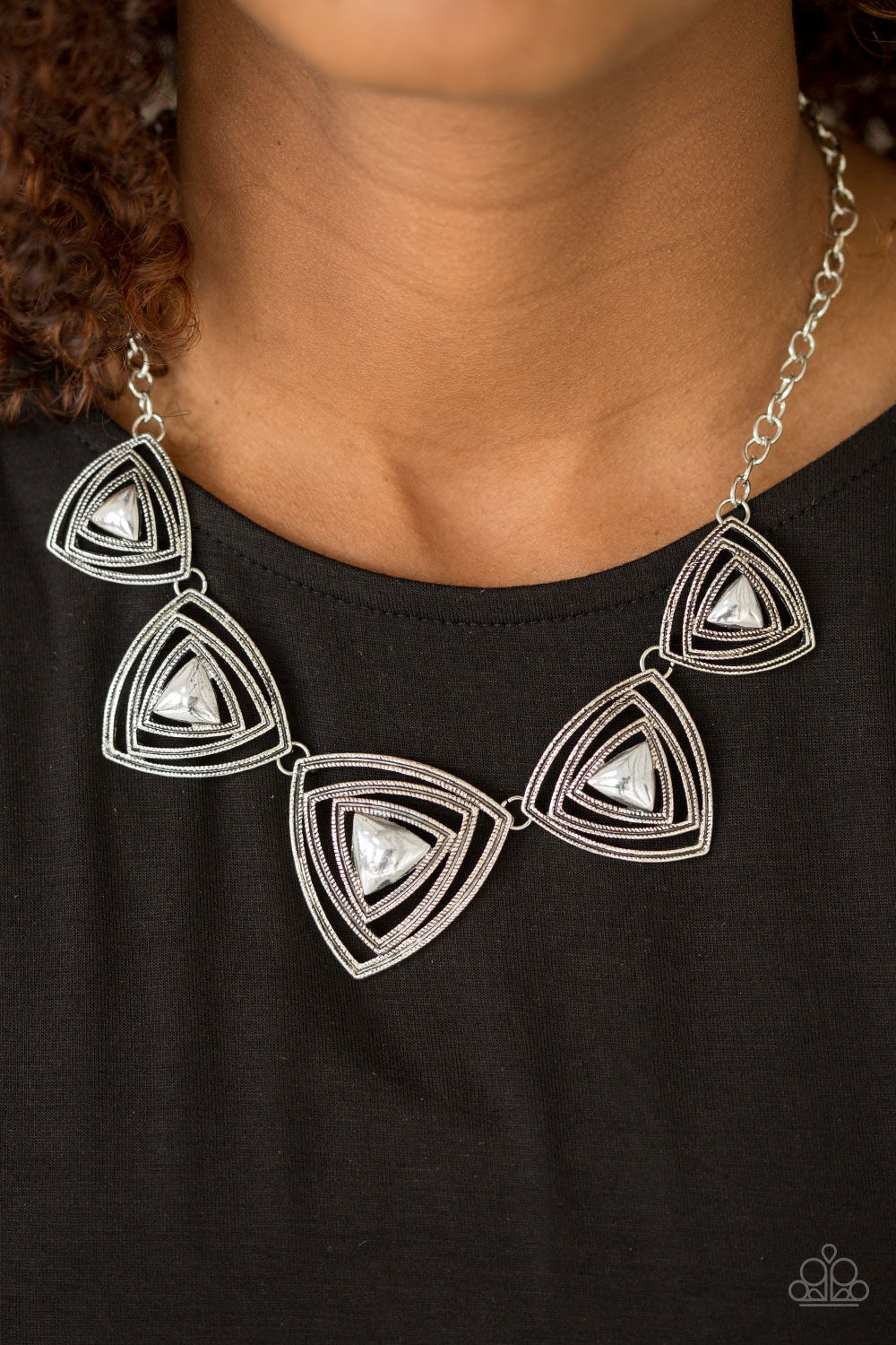 Paparazzi ♥ The Lion QUEEN - Silver ♥  Necklace