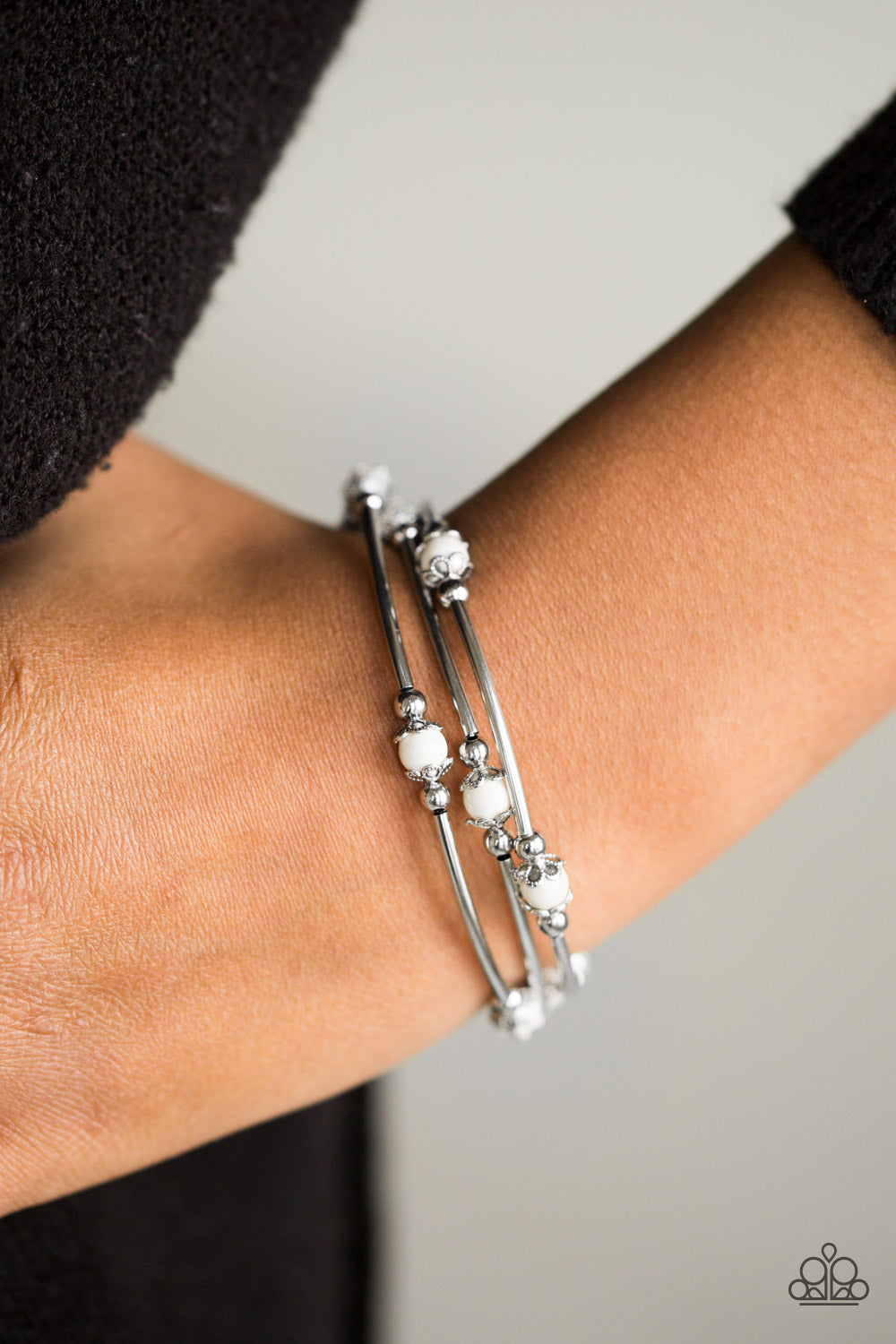 Paparazzi ♥ Trade Route - White ♥  Bracelet