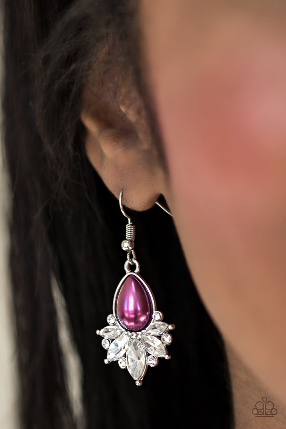 Paparazzi ♥ Regal Reputation - Purple ♥  Earrings