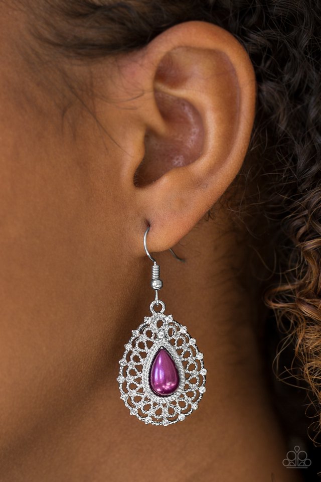 Paparazzi ♥ Court Chic - Purple ♥ Earrings