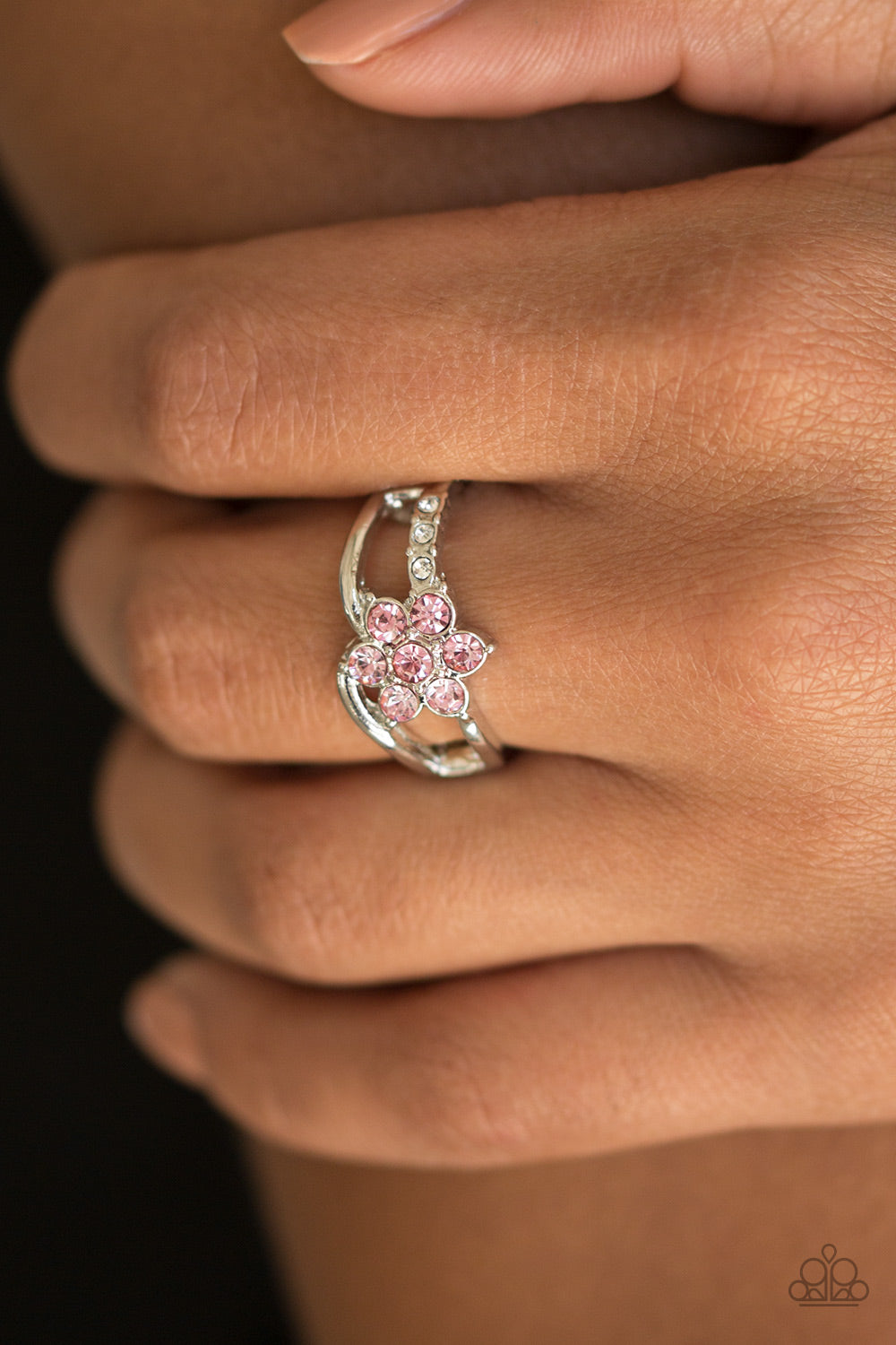 Paparazzi ♥ Garden Gleam - Pink ♥  Ring
