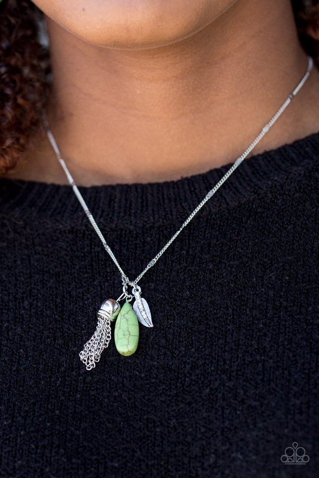 Paparazzi ♥ Western Walkabout - Green ♥ Necklace