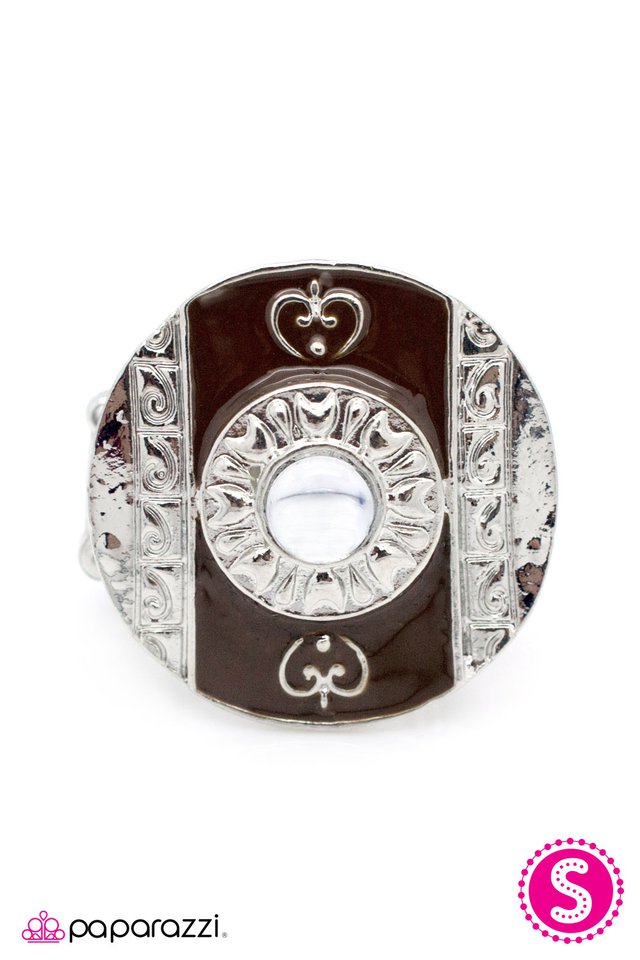 Paparazzi ♥ A Battle Royal - Brown ♥ Ring