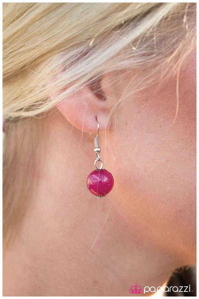 Paparazzi ♥ Ever So Sweet - Beaujolais ♥ Necklace