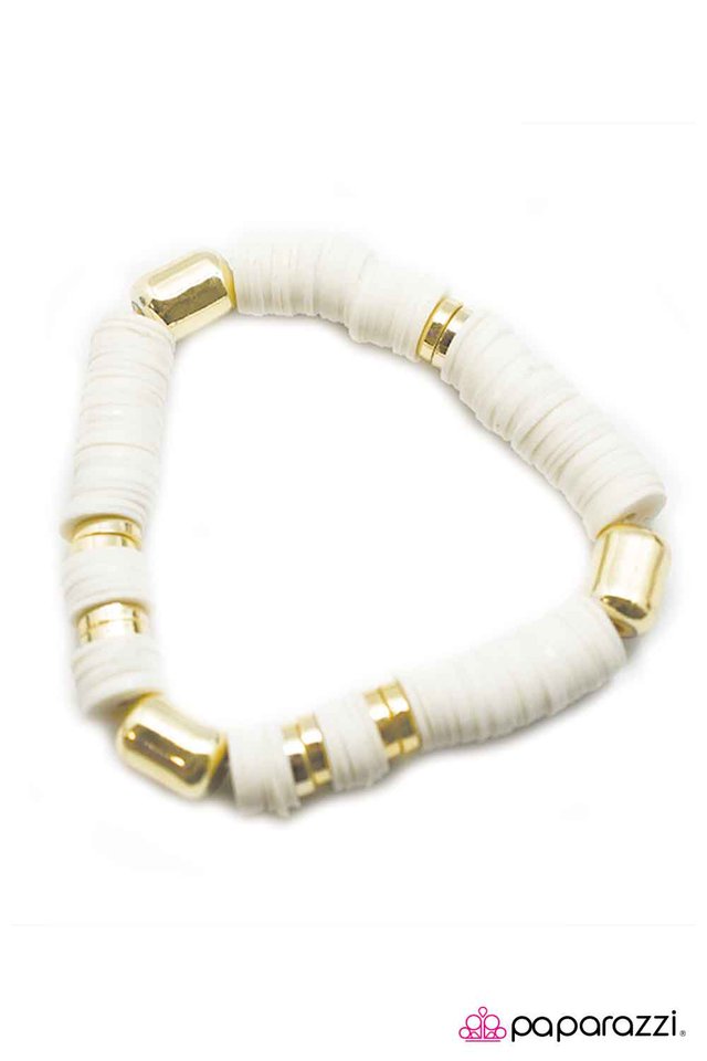 Paparazzi ♥ A New DISCovery - White ♥ Bracelet