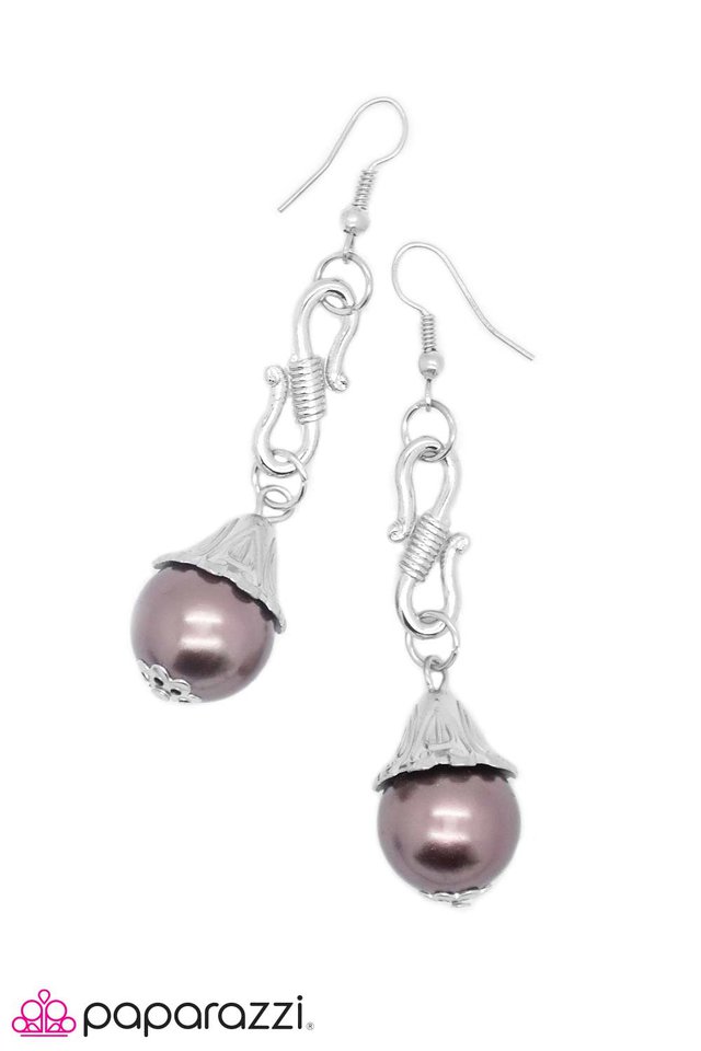 Paparazzi ♥ I Am Hooked - Brown ♥ Earrings