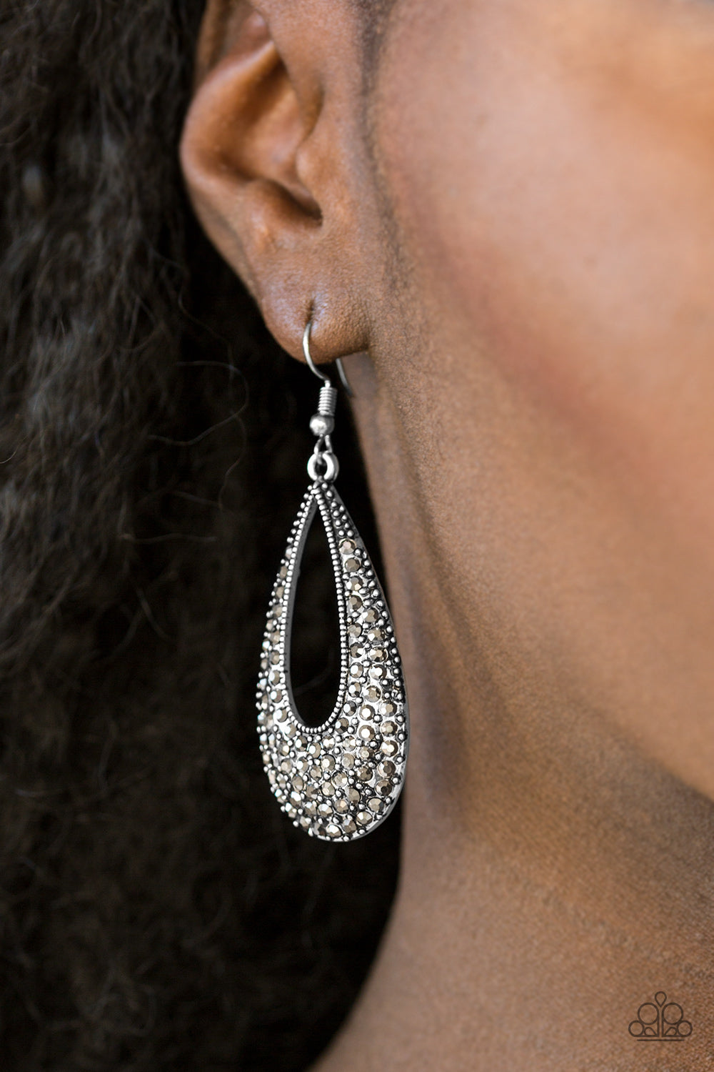 Paparazzi ♥ Big-Time Spender - Silver ♥  Earrings