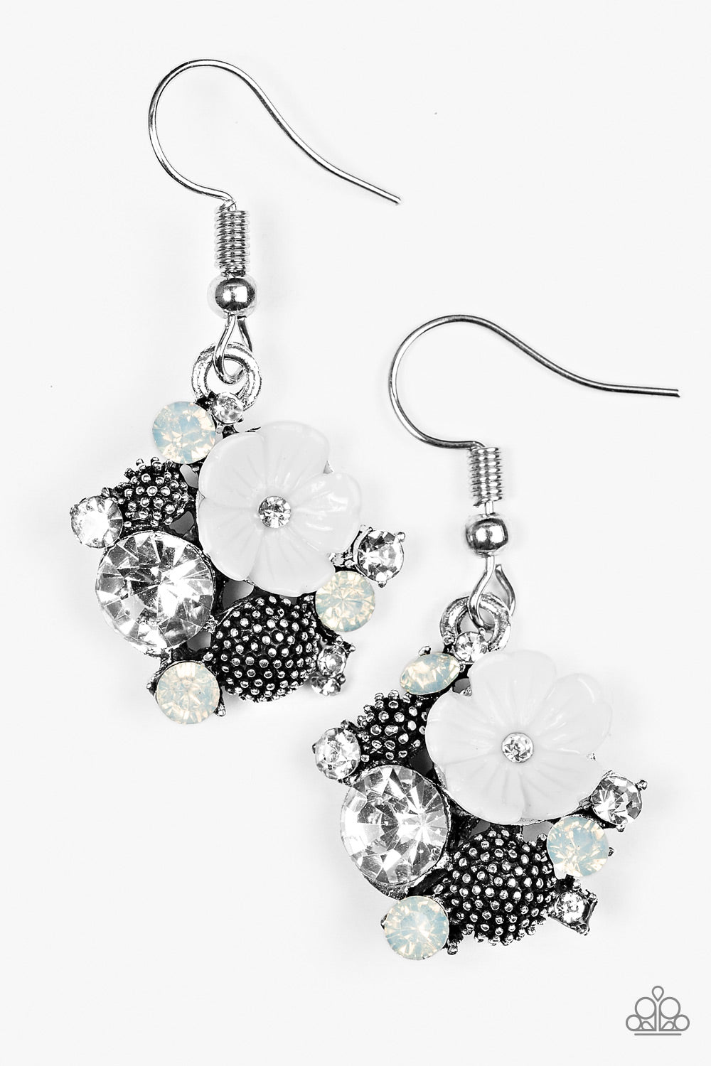 lily-valleys-white-p5wh-wtxx-124xx