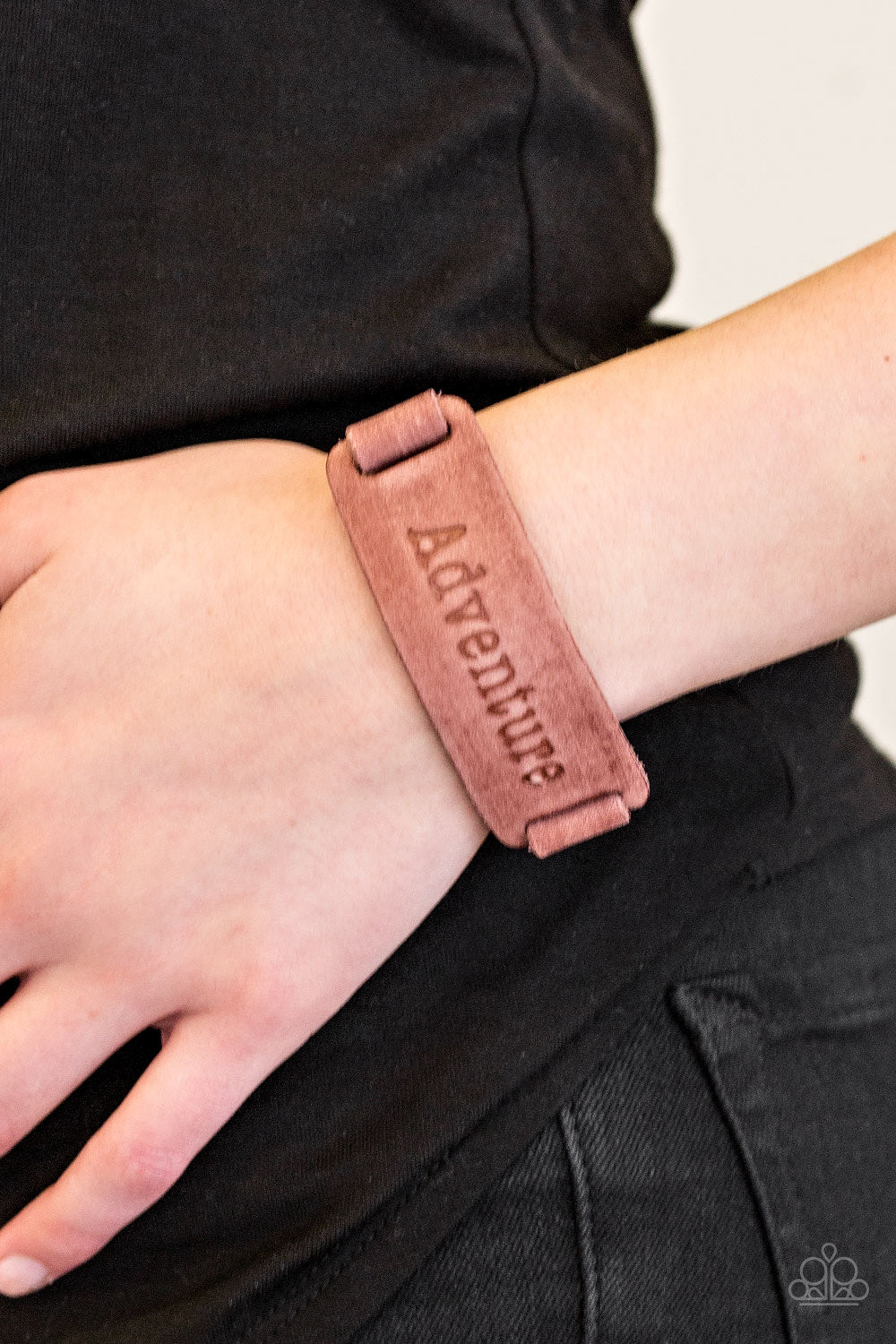 Paparazzi ♥ Take The Scenic Route - Brown ♥  Bracelet