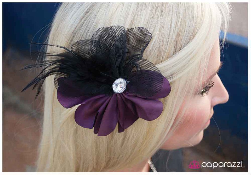 everyone-loves-a-masquerade-purple-p7pr-prbk-001xx