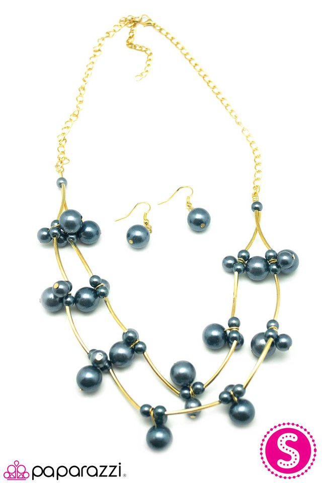 Paparazzi ♥ Instant Classic - Blue ♥ Necklace